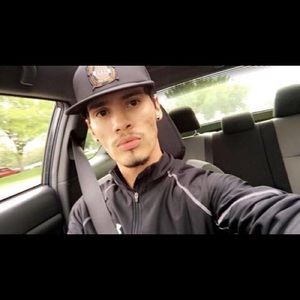 Meet your Posher, Sam